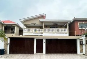 Casa Jardines Inn con Vista a la montaña - Omoa