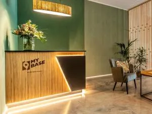 Hotel MY BASE - Grafing