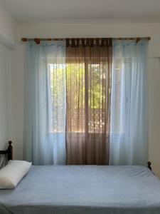 Seaview apartment with garden & pool