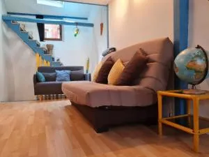 La Maison-frite, pour un séjour insolite à Foix ! - 莱卡巴讷