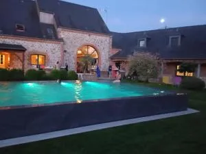 villa de luxe avec piscine et jacuzzi xxl - Bachant