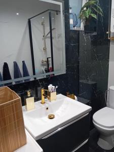 Noclegi KAWALERKA Superior Gdańsk centrum blisko pkp