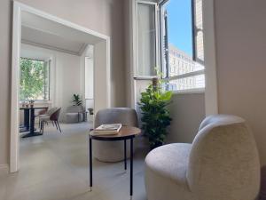 Astom Suites