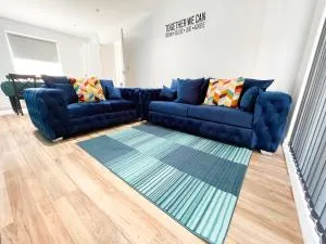 Essex Spacious House - 北斯蒂福德