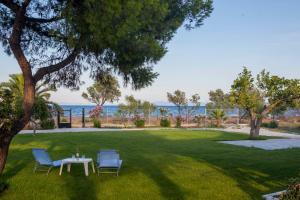 ThemiLia Beachfront, Luxury House