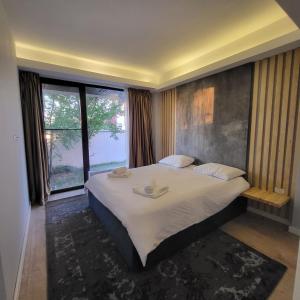 Apartament cu terasă