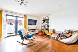Stylish 2 bed 2 bath apt in Wembley - Brent