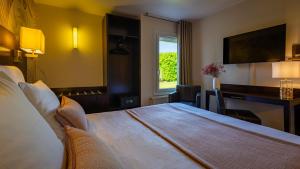 Hotels Logis Hostellerie D'Aussois : photos des chambres