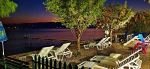 Lake House PARADISE