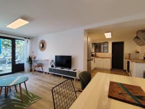 Maisons de vacances LES AGATHINES Maison 4 chambres, de 1 a 9 personnes, deux logements independants : photos des chambres
