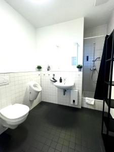 Central Apartment for up to 10 Guests