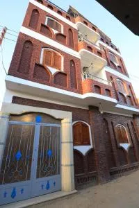 Redhouse - El Bi‘îrât