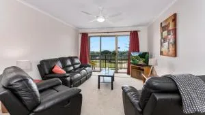 Surfside Apartment 11 by Kingscliff Accommodation - Chinderah