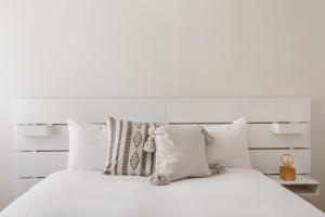 Arriaga River Views I