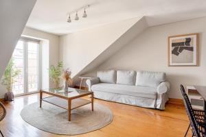 Arriaga River Views I