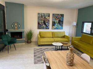 Euaggelias House Panorama Kariani