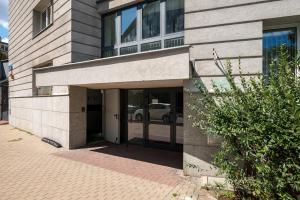 Solec Powiśle Pleasant Apartment by BookingHost