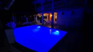 15 minutes de Fort de France - La Croisée Manioc