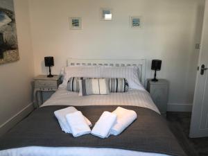 Bay House Lobber Port Isaac Apartment with Sea Views & Parking