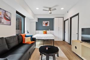 CozySuites on Mass with garage parking #13