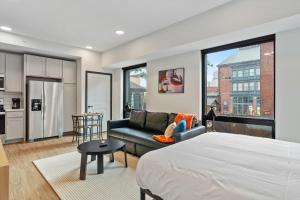 CozySuites on Mass with garage parking #13