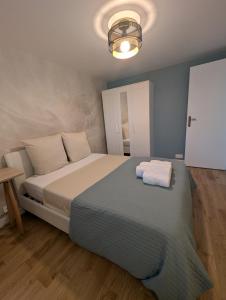 Appartements Cosy appartment with access to garden, parking and direct line to Eiffel tower : photos des chambres