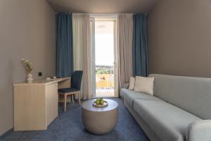 Family Hotel Adria -inclusive