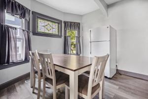 Spacious 6BR 2BA minutes for the Falls & Casino