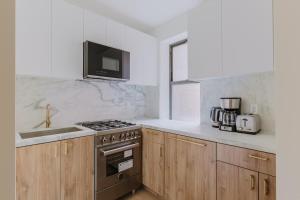 Blueground UES elev wd nr Museum Mile NYC-1530