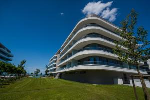 MyFlat Wave Estrellita Apartment