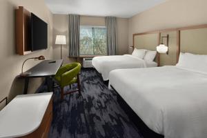 Double Queen Room room in Fairfield by Marriott Inn & Suites Anaheim Los Alamitos
