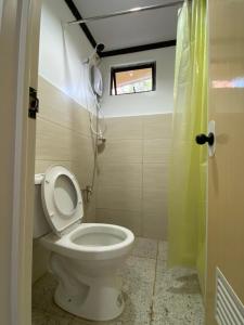 MiLs Hillside Tourist Inn