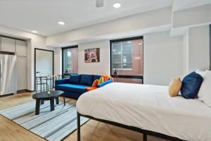 CozySuites on Mass with garage parking #15