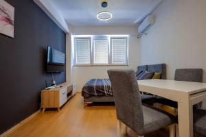 Fenix Flat