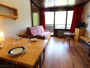 Appartements Studio au ski, 6e etage, parking, 2 pers, Montgenevre - FR-1-330D-26 : photos des chambres