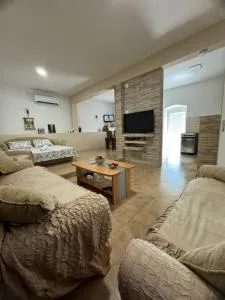 Vikendica Bogetici - Mandići