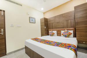 FabHotel MRV Inn