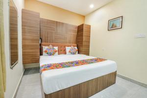 FabHotel MRV Inn