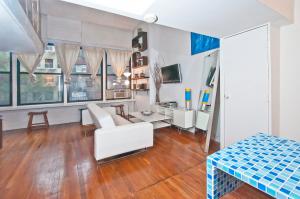 Mid Town East Street Apartments Next to Times Square