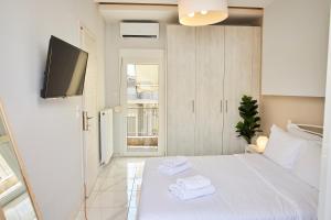 Gem of Rotonda, City View Penthouse by BiNoBi!