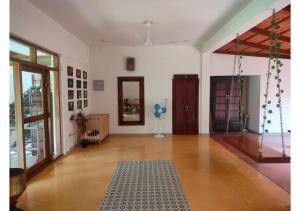 TRK Farms, Vinmeen retreat