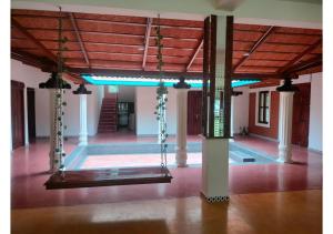 TRK Farms, Vinmeen retreat