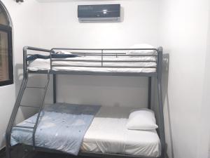 The biggest swimming pool in Sosua, frente a la piscina más grande en sosua