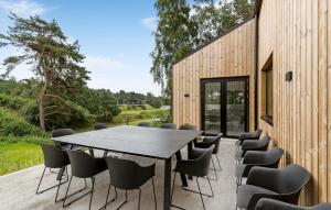 5 Bedroom Awesome Home In Ebeltoft