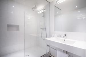 Hotels Kyriad Le Bourget Centre- Parc Des Expositions : photos des chambres