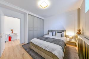 City Center 2 Bedroom Escape