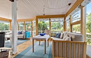 Amazing Home In Ebeltoft With Wifi