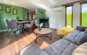 Awesome Stacaravan In Tzummarum