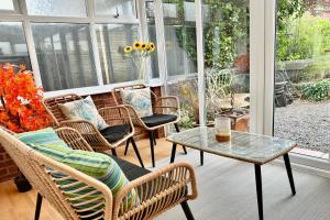 Charles Alexander Short Stay - Derbe House