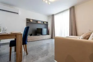 Bright and Spacious 2 Bedroom Penthouse - Taʼ Ġokondu